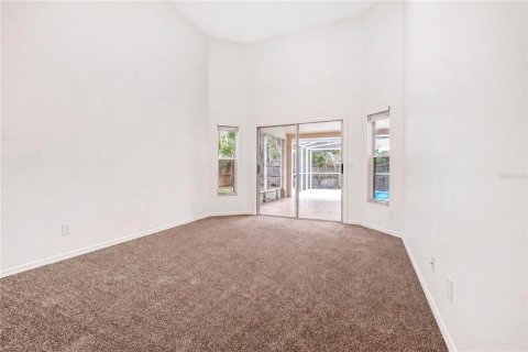 House in Valrico, Florida 3 bedrooms, 159.88 sq.m. № 2208620 - photo 7