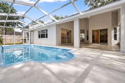House in Valrico, Florida 3 bedrooms, 159.88 sq.m. № 2208620 - photo 16