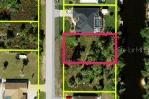 Land in Port Charlotte, Florida № 2230359