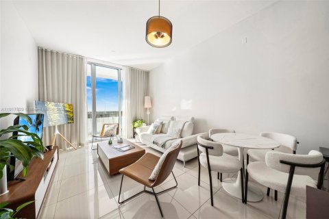 Снять в аренду кондоминиум в Норт-Бей-Виллидж, Флорида 1 спальня, 76.92м2, № 1972291 - фото 13