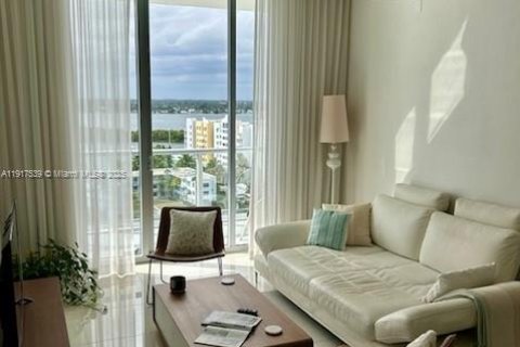 Снять в аренду кондоминиум в Норт-Бей-Виллидж, Флорида 1 спальня, 76.92м2, № 1972291 - фото 4