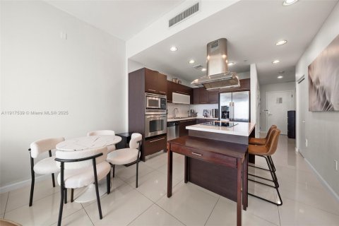 Снять в аренду кондоминиум в Норт-Бей-Виллидж, Флорида 1 спальня, 76.92м2, № 1972291 - фото 12