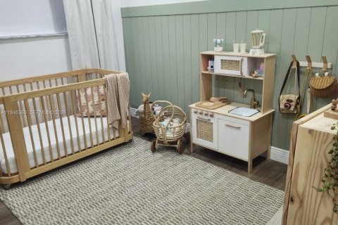 Villa ou maison à louer à Medley, Floride: 3 chambres, 147.53 m2 № 2002750 - photo 4