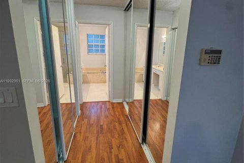 Villa ou maison à louer à Pembroke Pines, Floride: 3 chambres, 172.15 m2 № 1991857 - photo 23