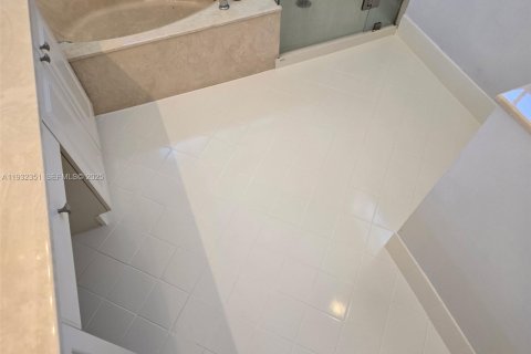 Casa en alquiler en Pembroke Pines, Florida, 3 dormitorios, 172.15 m2 № 1991857 - foto 20