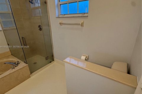 Villa ou maison à louer à Pembroke Pines, Floride: 3 chambres, 172.15 m2 № 1991857 - photo 27