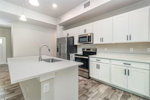 Villa ou maison à vendre à North Port, Floride: 4 chambres, 158.4 m2 № 1917658 - photo 3