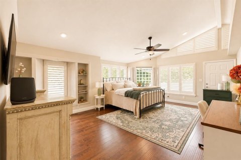 House in Brooksville, Florida 5 bedrooms, 379.78 sq.m. № 2309947 - photo 24