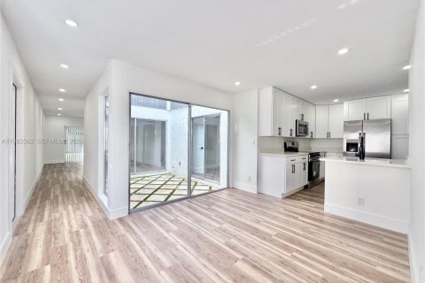 Casa en venta en Delray Beach, Florida, 3 dormitorios, 112.88 m2 № 2051799 - foto 3