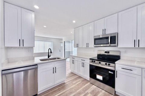 Casa en venta en Delray Beach, Florida, 3 dormitorios, 112.88 m2 № 2051799 - foto 6