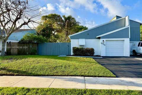 Casa en Delray Beach, Florida 3 dormitorios, 112.88 m2 № 2051799