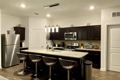 Casa en alquiler en Groveland, Florida, 4 dormitorios, 169.55 m2 № 1916871 - foto 4