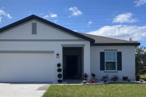 Casa en alquiler en Groveland, Florida, 4 dormitorios, 169.55 m2 № 1916871 - foto 1