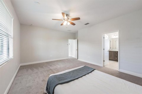 House in Land O' Lakes, Florida 3 bedrooms, 196.95 sq.m. № 1902654 - photo 19