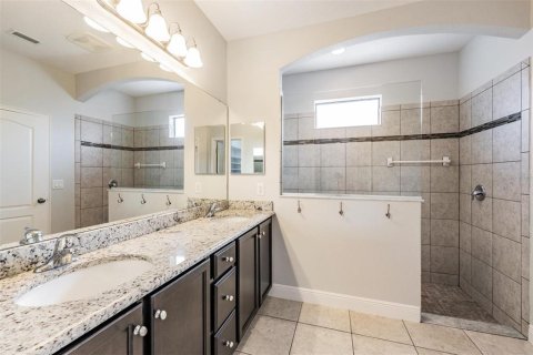 House in Land O' Lakes, Florida 3 bedrooms, 196.95 sq.m. № 1902654 - photo 22