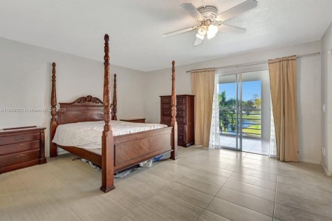 Condo in Deerfield Beach, Florida, 1 bedroom  № 1941415 - photo 10