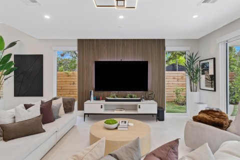 Touwnhouse à vendre à Fort Lauderdale, Floride: 4 chambres, 300.54 m2 № 2386868 - photo 13
