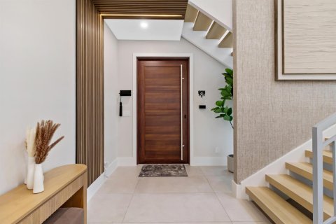 Touwnhouse à vendre à Fort Lauderdale, Floride: 4 chambres, 300.54 m2 № 2386868 - photo 4
