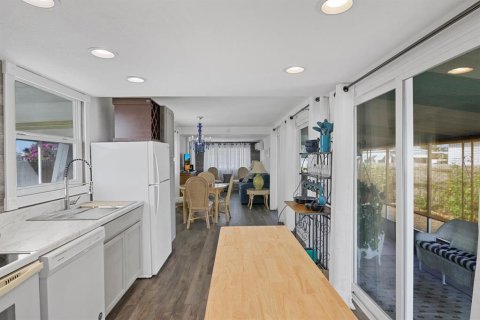 Apartment in Holiday, Florida 2 rooms, 50.17 sq.m. № 1759268 - photo 3