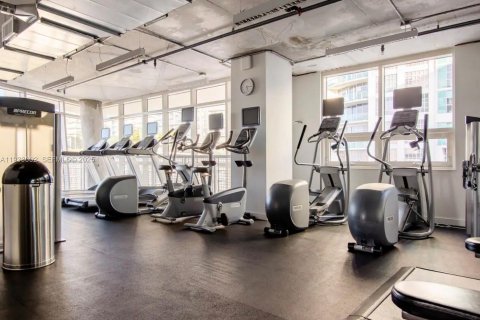 Condominio en venta en Miami, Florida, 1 dormitorio, 67.45 m2 № 2035089 - foto 15