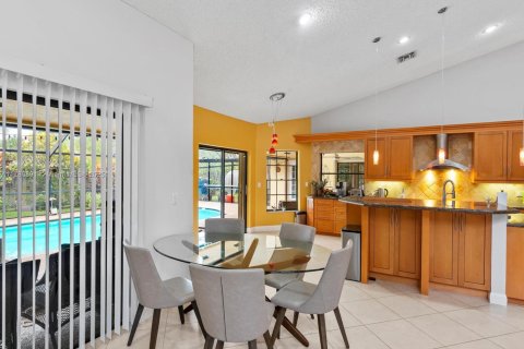 Casa en venta en Weston, Florida, 4 dormitorios, 250.56 m2 № 1929562 - foto 11