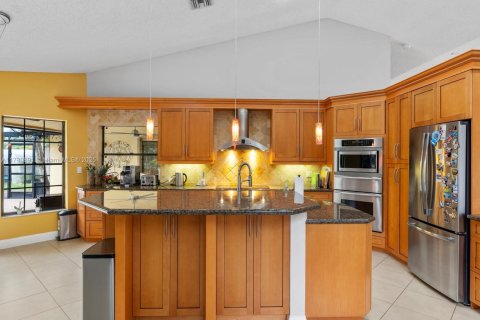 Casa en venta en Weston, Florida, 4 dormitorios, 250.56 m2 № 1929562 - foto 6