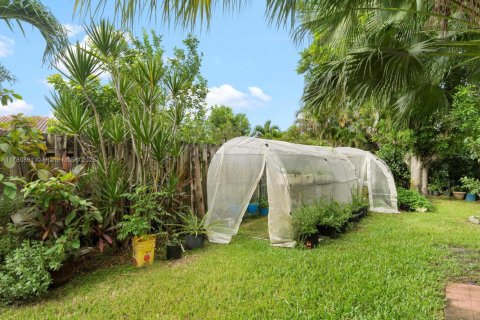 Casa en venta en Weston, Florida, 4 dormitorios, 250.56 m2 № 1929562 - foto 21