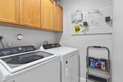 Casa en venta en Weston, Florida, 4 dormitorios, 250.56 m2 № 1929562 - foto 9