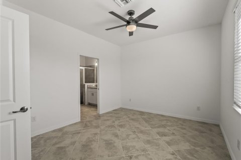 Villa ou maison à vendre à Port Charlotte, Floride: 3 chambres, 131.64 m2 № 2142534 - photo 15