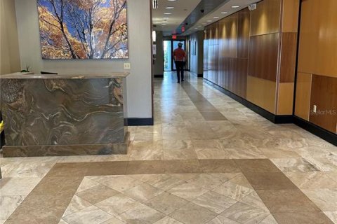 Propiedad comercial en venta en Tampa, Florida, 220.64 m2 № 1561133 - foto 5