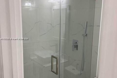 House in Homestead, Florida 5 bedrooms, 152.36 sq.m. № 1788413 - photo 16