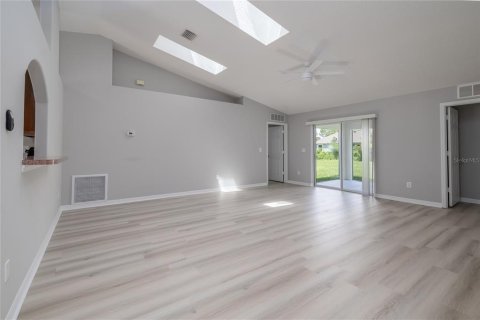 Villa ou maison à vendre à Palm Coast, Floride: 4 chambres, 162.67 m2 № 2427146 - photo 4