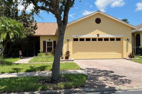 House in Kissimmee, Florida 2 bedrooms, 136.29 sq.m. № 1877407 - photo 2