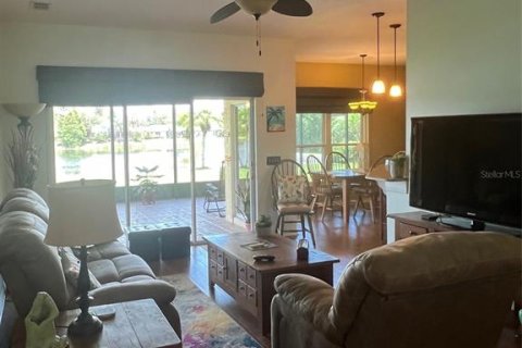 House in Kissimmee, Florida 2 bedrooms, 136.29 sq.m. № 1877407 - photo 12