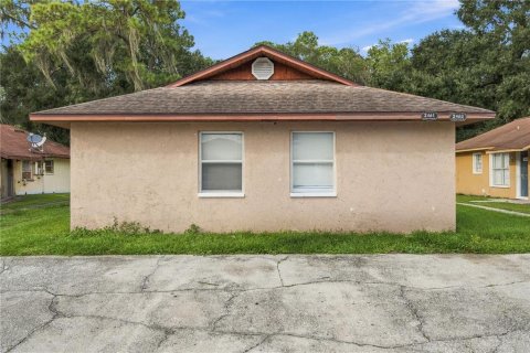 Immobilier commercial à Lakeland, Floride 4 chambres, 169.08 m2 № 2414070