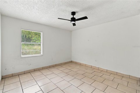 Immobilier commercial à vendre à Lakeland, Floride: 4 chambres, 169.08 m2 № 2414070 - photo 11