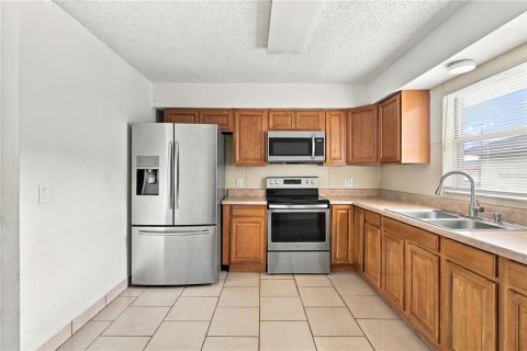 Immobilier commercial à vendre à Lakeland, Floride: 4 chambres, 169.08 m2 № 2414070 - photo 24