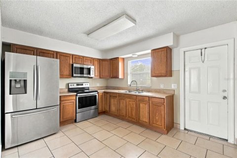 Immobilier commercial à vendre à Lakeland, Floride: 4 chambres, 169.08 m2 № 2414070 - photo 23