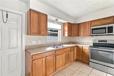 Immobilier commercial à vendre à Lakeland, Floride: 4 chambres, 169.08 m2 № 2414070 - photo 19