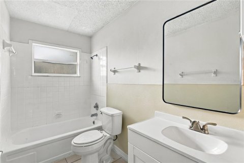 Immobilier commercial à vendre à Lakeland, Floride: 4 chambres, 169.08 m2 № 2414070 - photo 26