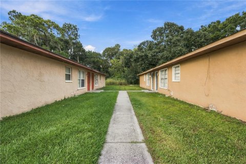 Immobilier commercial à vendre à Lakeland, Floride: 4 chambres, 169.08 m2 № 2414070 - photo 3