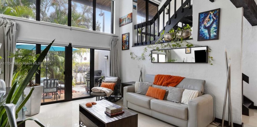 Condominio en Miami, Florida, 2 dormitorios № 1764584