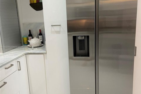 Copropriété à vendre à Sunny Isles Beach, Floride: 1 chambre, 93.37 m2 № 1965263 - photo 7