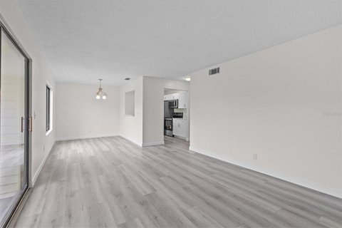 Copropriété à vendre à Tarpon Springs, Floride: 2 chambres, 94.76 m2 № 2400911 - photo 21