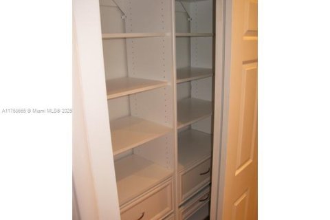 Copropriété à vendre à Miami Beach, Floride: 1 chambre, 39.58 m2 № 1985326 - photo 5