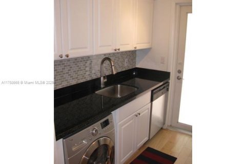 Copropriété à vendre à Miami Beach, Floride: 1 chambre, 39.58 m2 № 1985326 - photo 7