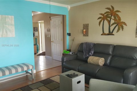 Villa ou maison à louer à Oakland Park, Floride: 3 chambres, 95.5 m2 № 2024249 - photo 3