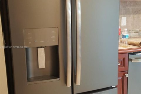 Villa ou maison à louer à Oakland Park, Floride: 3 chambres, 95.5 m2 № 2024249 - photo 7