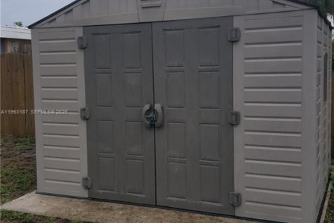 Villa ou maison à louer à Oakland Park, Floride: 3 chambres, 95.5 m2 № 2024249 - photo 22