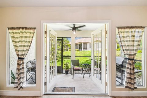House in Crystal River, Florida 2 bedrooms, 100.52 sq.m. № 1663369 - photo 10
